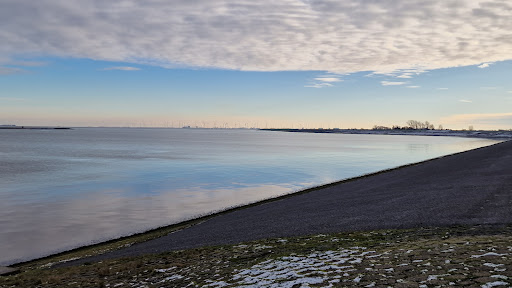 Delfzijl, Naterijflat
