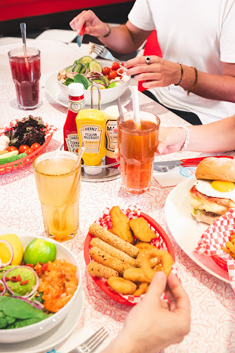 Photo 4 - Holly's Diner Plaisir