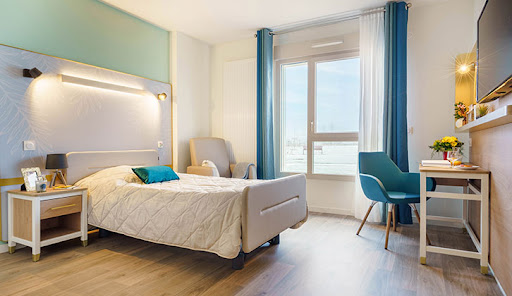 Photo de Ehpad Résidence du Champ de Courses à Vaux-en-Beaujolais (69460)