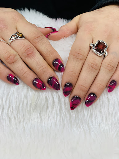 Planet Nails - Visual