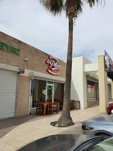 Plaza Comercial Juventud