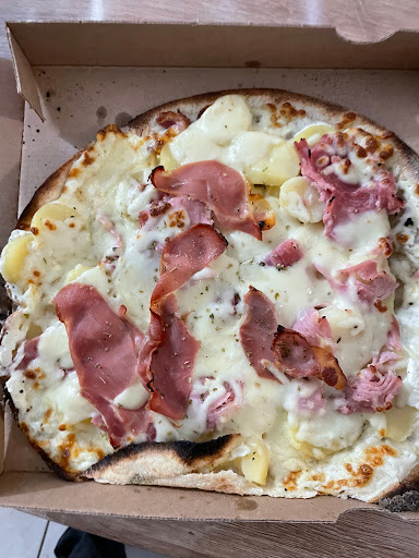 Photo 10 - 23 PIZZA STREET