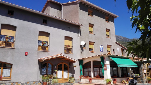 Hostal Restaurant Montserrat - Thumbnail