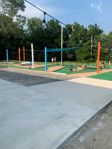 Ralphs Mini Island Golf - Thumbnail