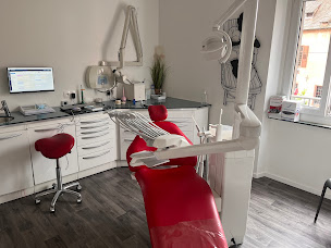 Photo n°2 de Docteurs Ucko Jean et Romain et Dr Flonck dentiste Haguenau à Haguenau (Parodontiste)