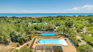 Photo n°4 de Camping Clicochic - Plage des Tonnelles à Saint-Jean-de-Monts (Piscine)