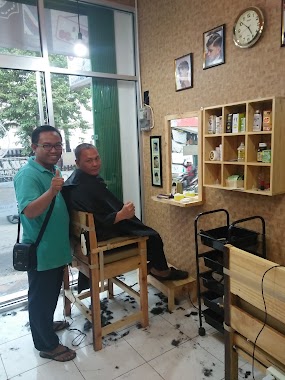 Guanteng Barbershop, Author: andi kartito