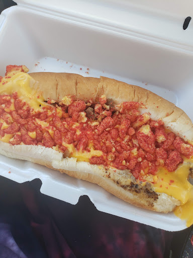 Lefty's Cheesesteaks, Burgers, & Wings - Southfield - Thumbnail
