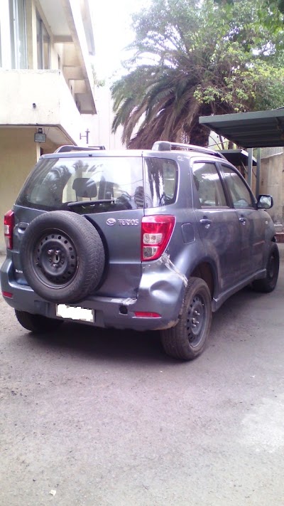 Photos of Parts wrecking Medina 4x4