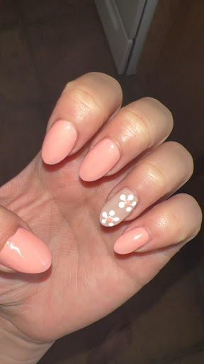 A & E Nails - Visual