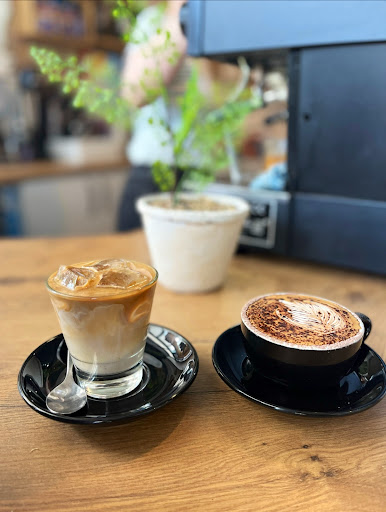Jiji's Cafe - Thumbnail