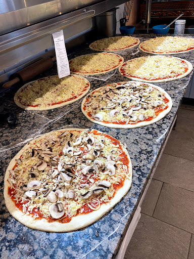 Onkel Memed‘s Pizza Grill Restaurant Landau - Thumbnail