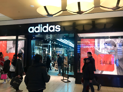 adidas Store New York, Queen's Center