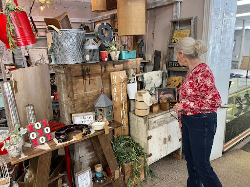 T-Town Vintage & Co. - Thumbnail