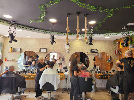 Emilio's Barber Peluquería Masculina LA BARBERÍA DE MENORCA - Thumbnail