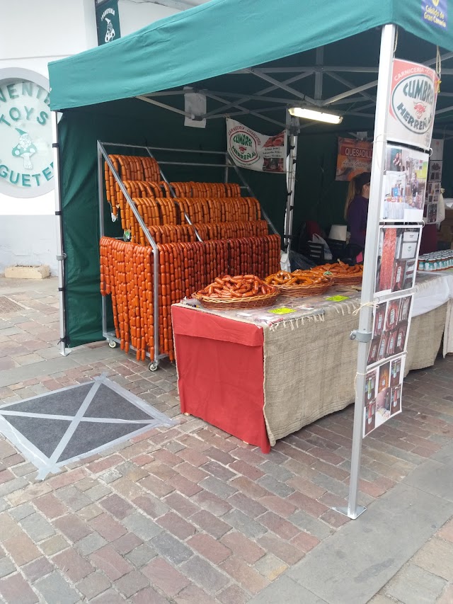 Mercado Agrícola y Artesanal de Vega de San Mateo