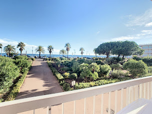Photo n°4 de ORPI Agence Méditerranée Fréjus à Fréjus (Agence de location immobilière)
