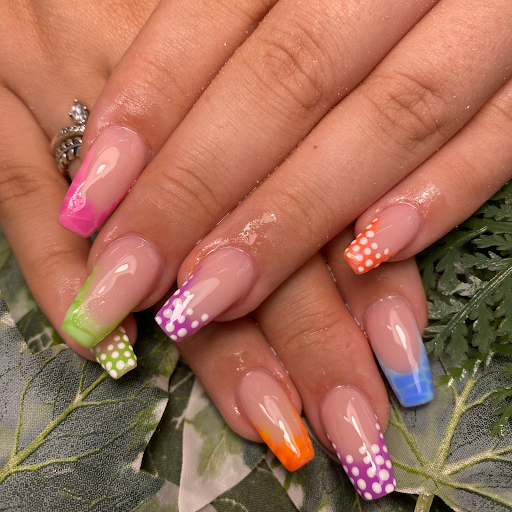 Minella Nails & Beauty - Thumbnail