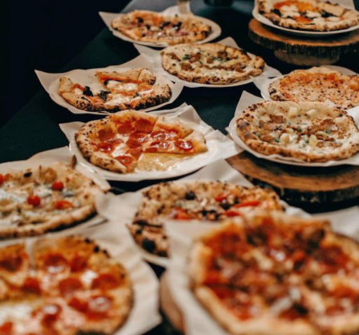 Napo mobile pizza catering - Thumbnail