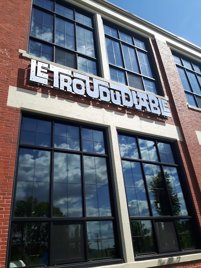 Le Trou du diable - Microbrasserie, Boutique et Salon