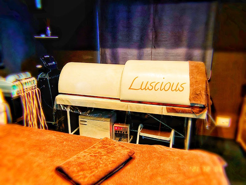 ラシェス 蓮田店／カガヤキコガオ蓮田店