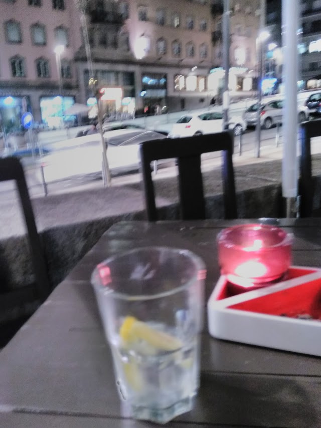Praça - Bistro & Cocktail Bar
