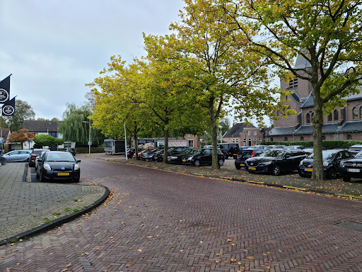 Parkeerplaats H. Cyriacus Kerk - Thumbnail