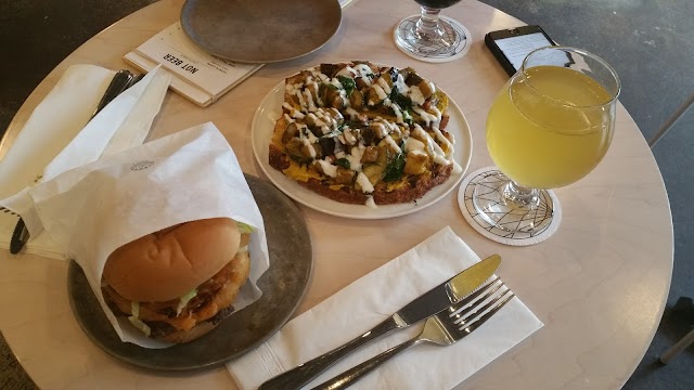 Arabella Park Beer Bar