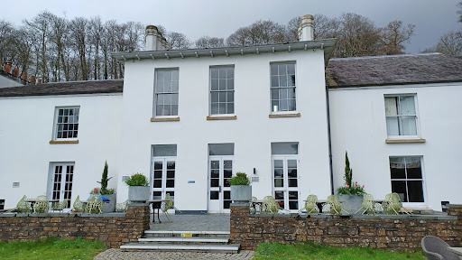 The Elephant Bar & Brasserie