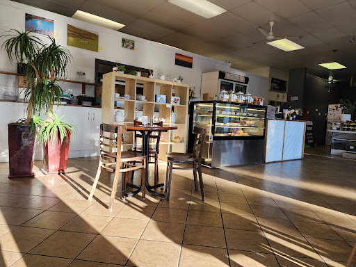 The Boulevard Cafe on the lake - Thumbnail