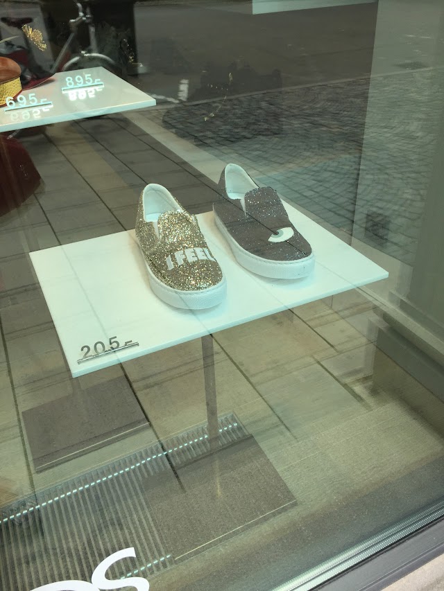 APROPOS - The Concept Store