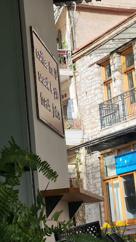 https://www.facebook.com/Il-posto-Coffee-More-208274539899608/
