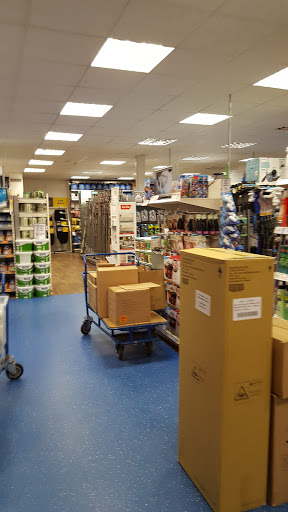 The Range, Andover - Visual