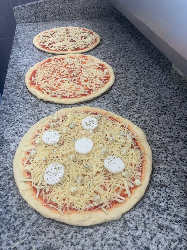 Photo 4 - Pizza Land Domfront