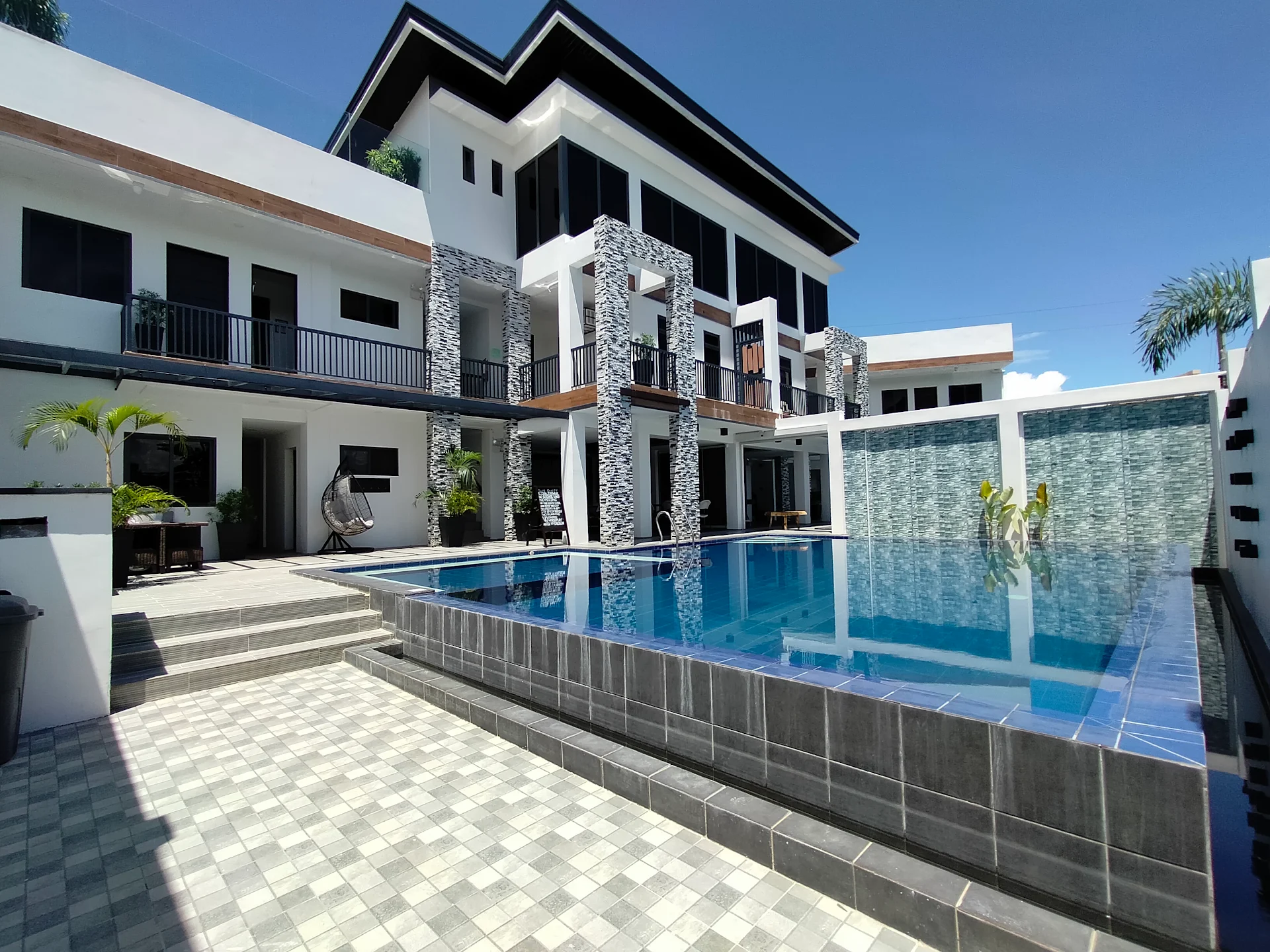 Casa Gabrielle Angelo Resort