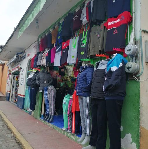 Ropa deportiva y novedades Manolo Mejía Gallery - Mexico