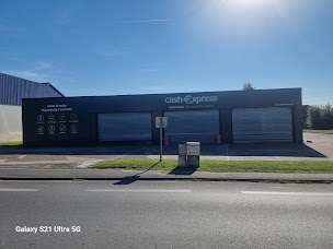 Photo n°22 de Cash Express Magasin d'occasions Multimédia, Image et Son, Téléphonie, Bijoux, Achat d'or à Saint-Doulchard (Magasin de jeux vidéo)