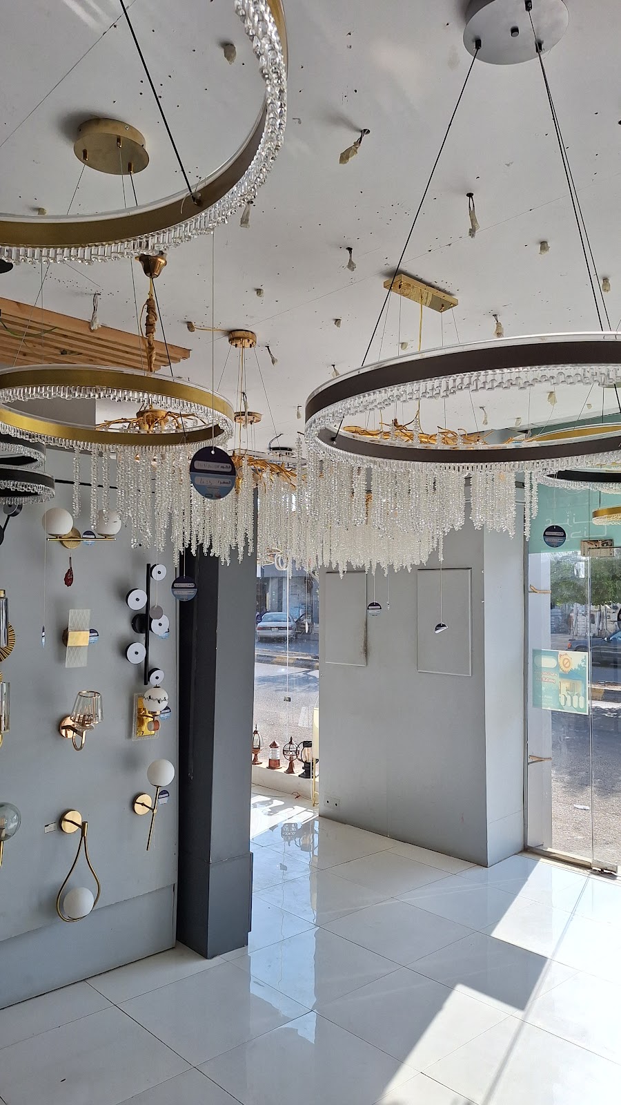 سلسلة الإنارة فرع القريات - صورة 2