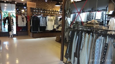 Clothing Store