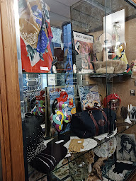 Photo n°3 de La Penderie à Bourges (Dépôt-vente)