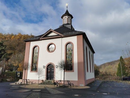 Evangelische Kirche Weilmünster-Ernsthausen - Evangelische Kirchengemeinde Weilmünster