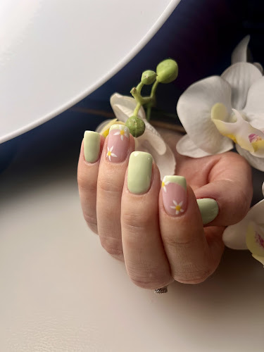 Kosmetologia Estetyczna ESTICA mgr Justyna Szum - Bałuty