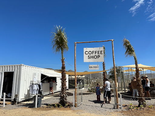 Cerritos Beach Dogs Café - Thumbnail