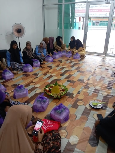 Utomo Salon dan Barbershop cewek cowok