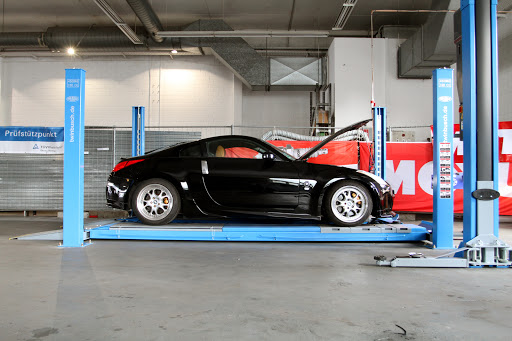 AUTOSALON ÖZKAN + Hobbywerkstatt - Thumbnail