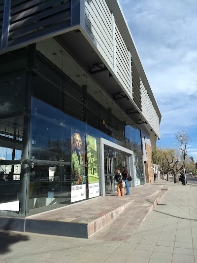 Photos of Museo Provincial de Bellas Artes Franklin Rawson