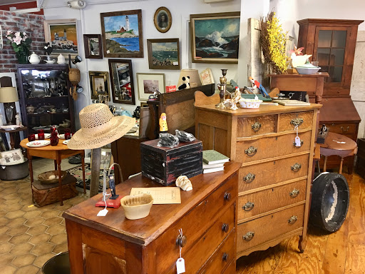 East Coast Props & Antiques - Thumbnail