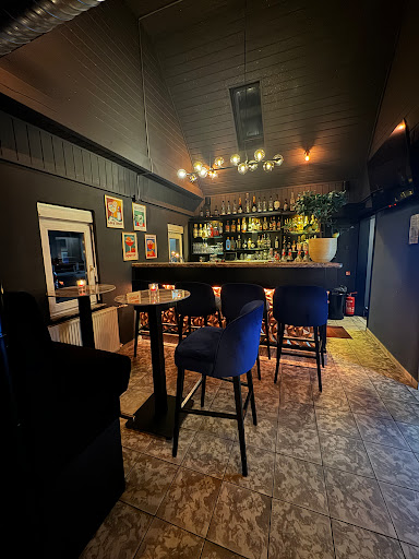 Lemon Lounge - Visual