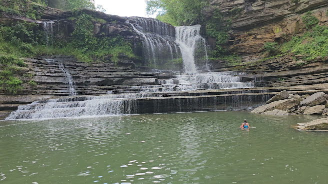 Cummins Falls by null