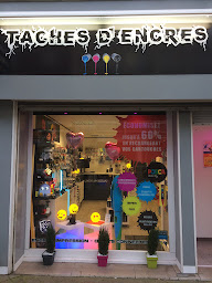 Photo n°1 de TACHES D'ENCRES à Arras (Service postal)